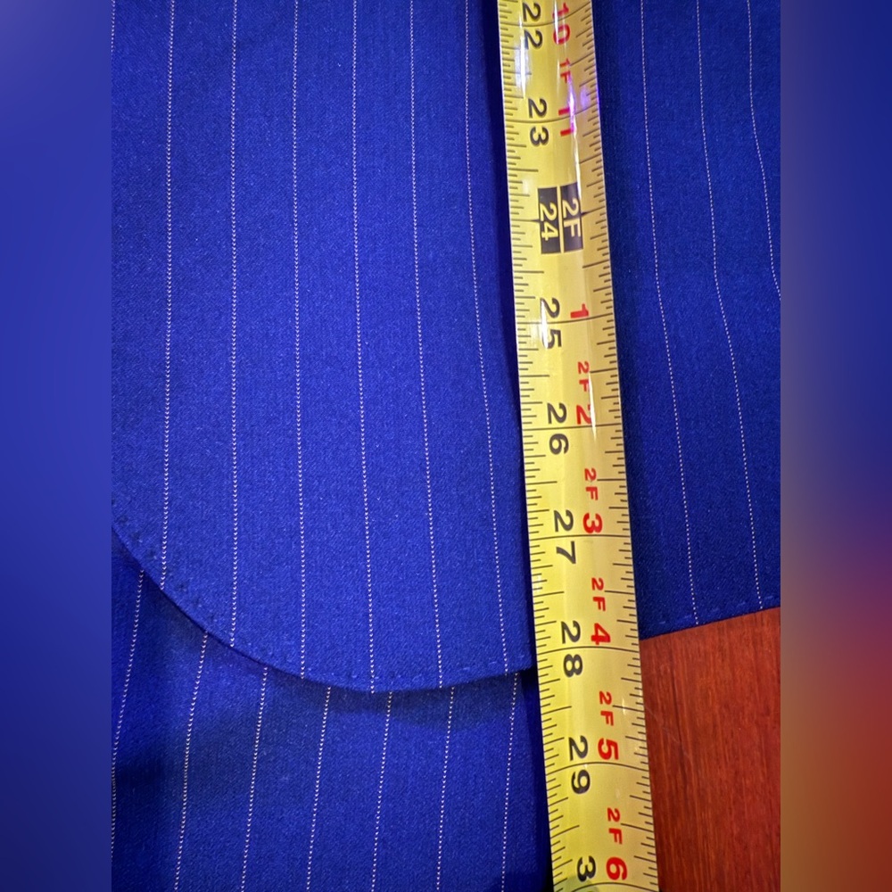 NWT Anne Klein Navy Pinstripe Suit, 6/8 - Picture 6 of 16